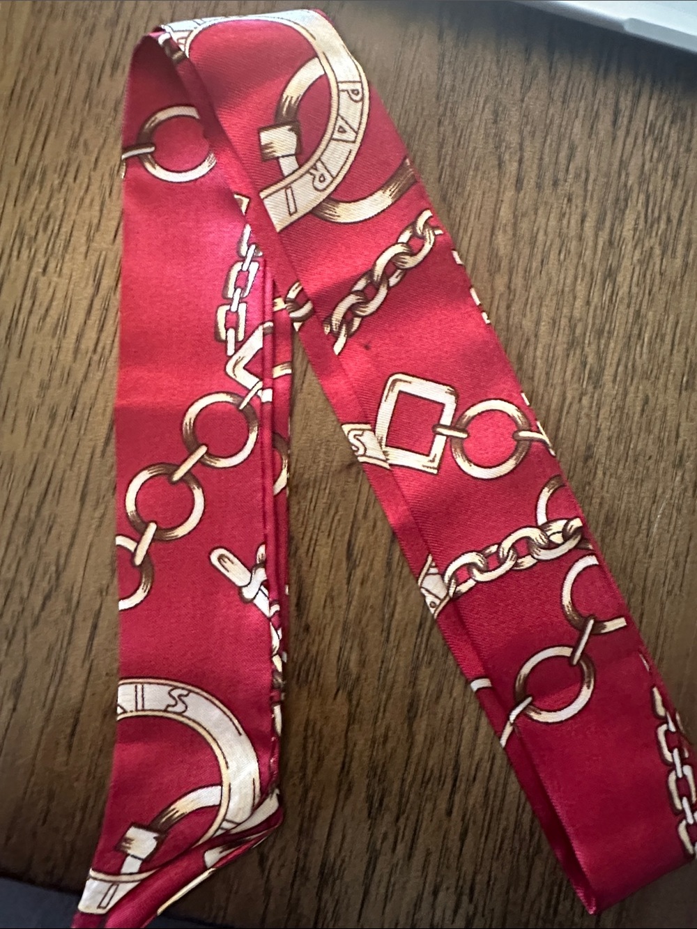 Burgundy Silk Chain-Print Willy purse scarf